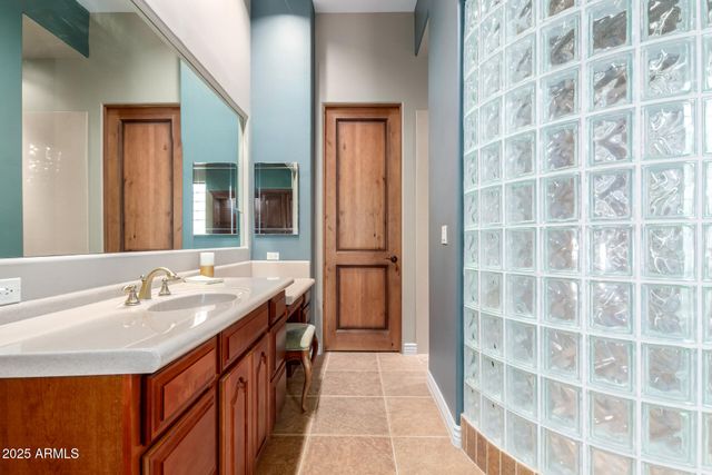 27314 N AZATLAN Drive, Rio Verde, AZ 85263