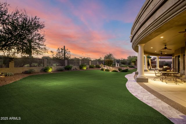 27314 N AZATLAN Drive, Rio Verde, AZ 85263