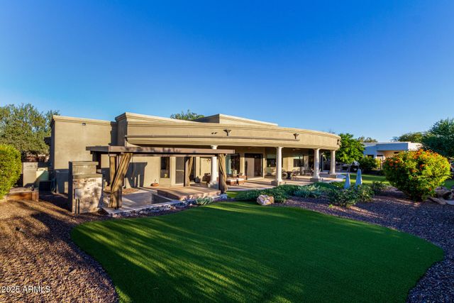 27314 N AZATLAN Drive, Rio Verde, AZ 85263