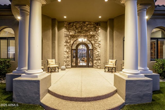 27314 N AZATLAN Drive, Rio Verde, AZ 85263