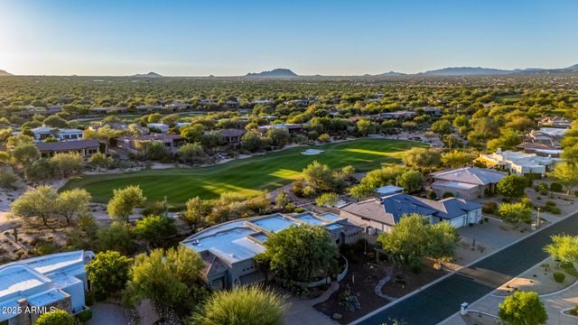 27314 N AZATLAN Drive, Rio Verde, AZ 85263