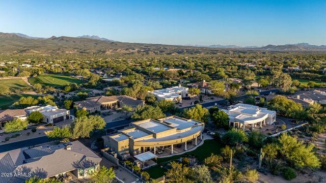 27314 N AZATLAN Drive, Rio Verde, AZ 85263