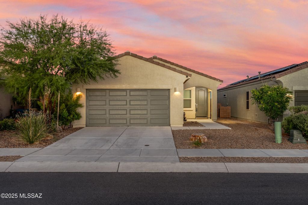 14734 S Avenida Lago De Plata, Vail, AZ 85641