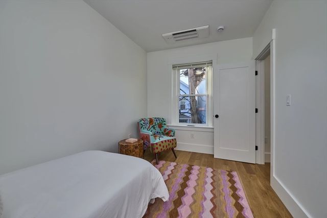 406 Columbia 1, Cambridge, MA 02141