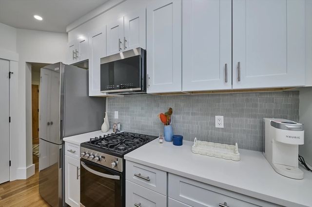 406 Columbia 1, Cambridge, MA 02141