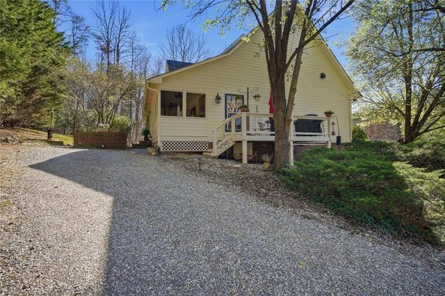1852 Oak Grove Road, Dahlonega, GA 30533