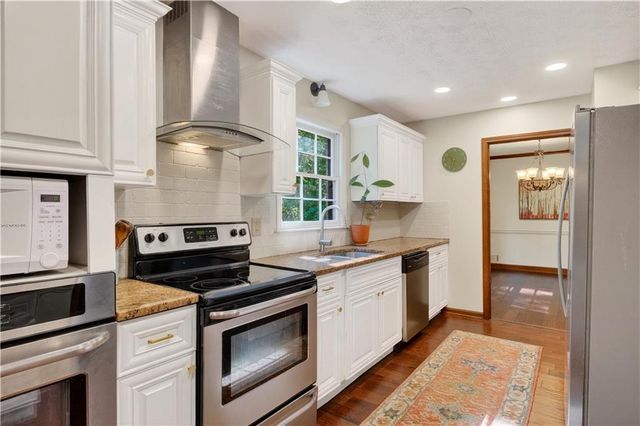 2305 Mountain West Trail, Tucker, GA 30087