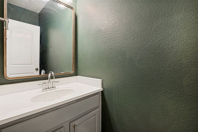 3809 Pitchstone Drive, Mckinney, TX 75070