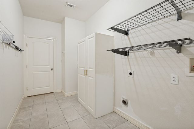 3809 Pitchstone Drive, Mckinney, TX 75070