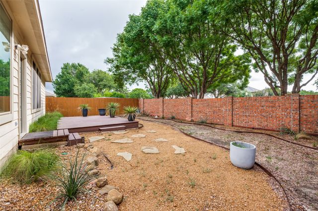 3809 Pitchstone Drive, Mckinney, TX 75070
