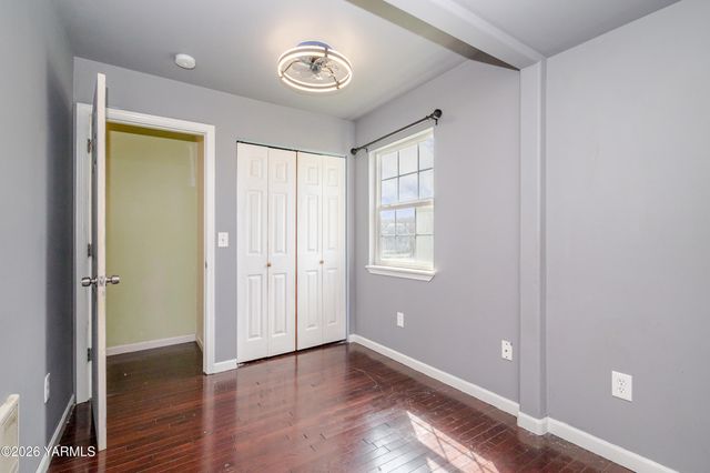 1622 S 14th St, Yakima, WA 98901