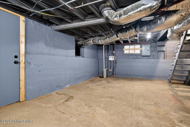 2722 Taylor Blvd, Louisville, KY 40208