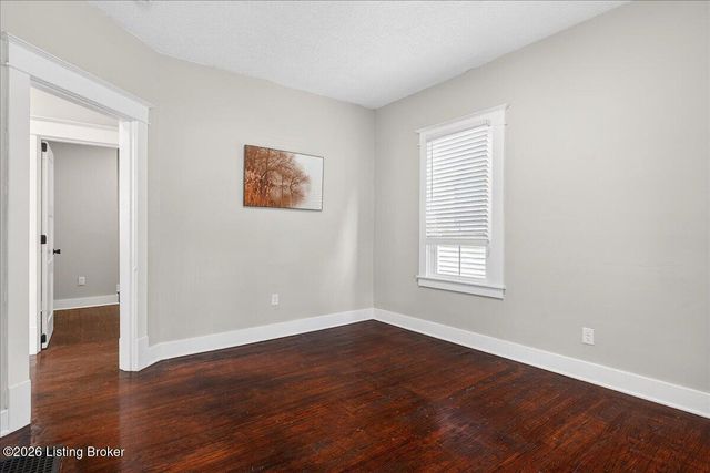 2722 Taylor Blvd, Louisville, KY 40208