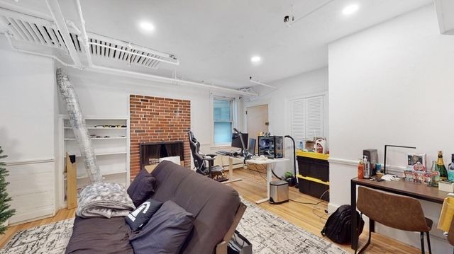 92 Marlborough 1, Boston, MA 02116