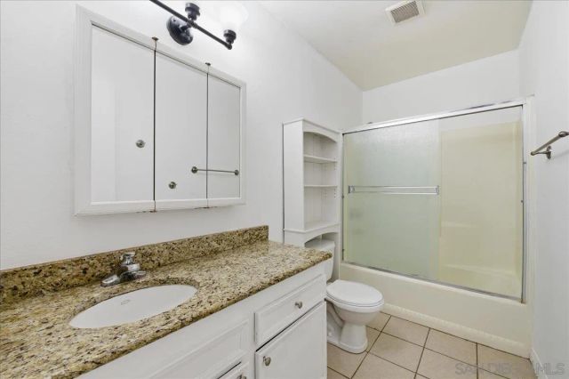 615 Vine Steet 26, Oceanside, CA 92054