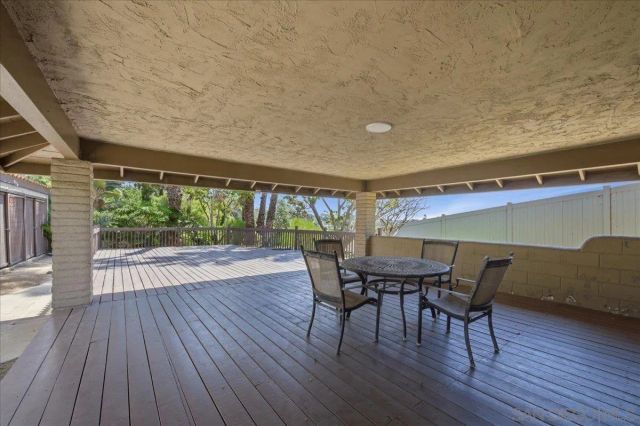 615 Vine Steet 26, Oceanside, CA 92054