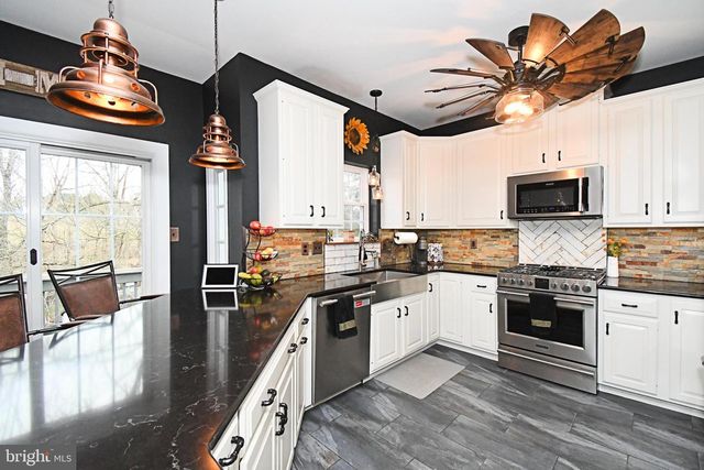 440 SUNNY RIDGE RD, Gilbertsville, PA 19525