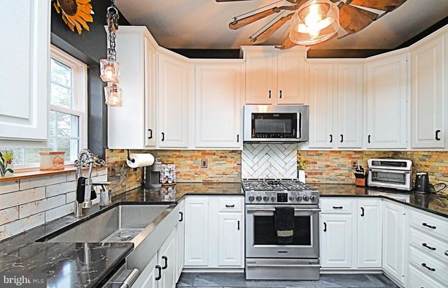 440 SUNNY RIDGE RD, Gilbertsville, PA 19525