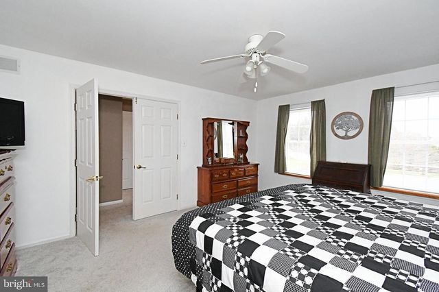 440 SUNNY RIDGE RD, Gilbertsville, PA 19525