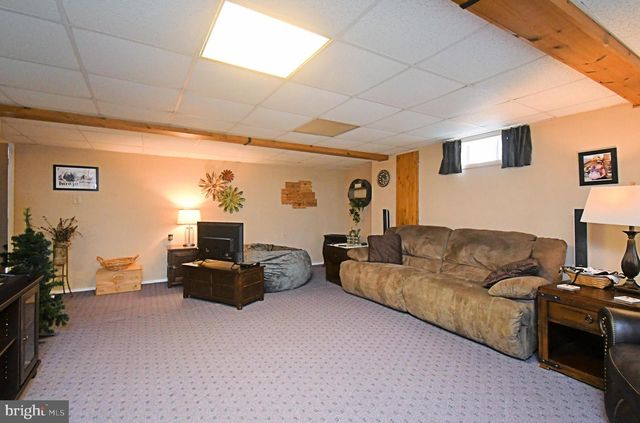 440 SUNNY RIDGE RD, Gilbertsville, PA 19525