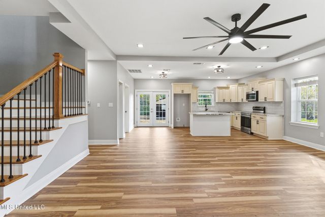 596 Cole Road, Hattiesburg, MS 39402