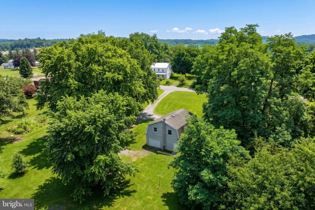 1278 CENTER MILLS RD, Aspers, PA 17304
