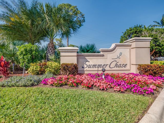8540 Cypress Glen Court, Lake Worth, FL 33467