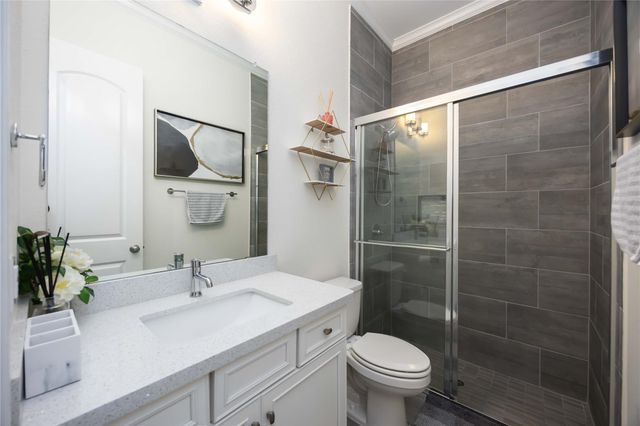 17327 Legend Brook Court, Tomball, TX 77375