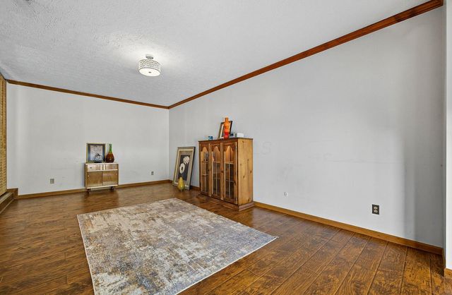 1350 Azalea Drive, Reynoldsburg, OH 43068