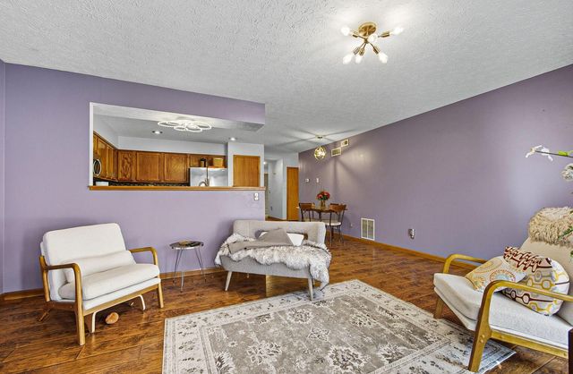 1350 Azalea Drive, Reynoldsburg, OH 43068