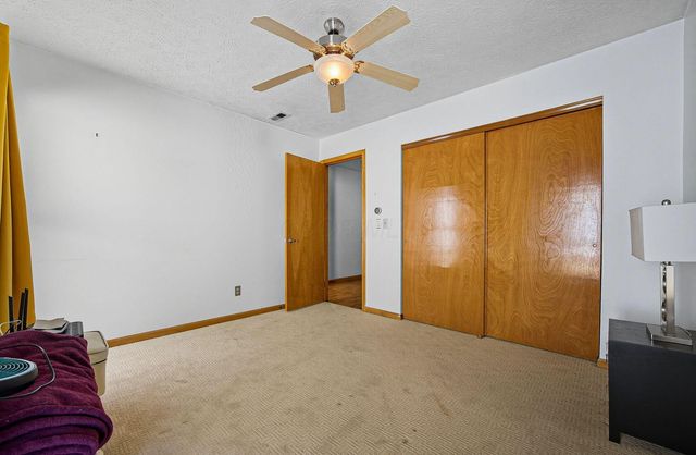 1350 Azalea Drive, Reynoldsburg, OH 43068