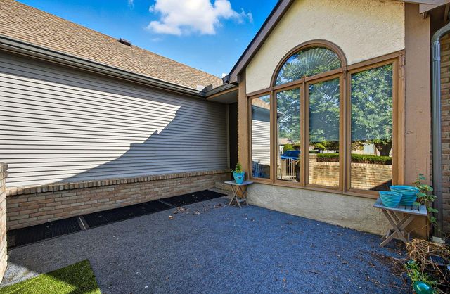 1350 Azalea Drive, Reynoldsburg, OH 43068