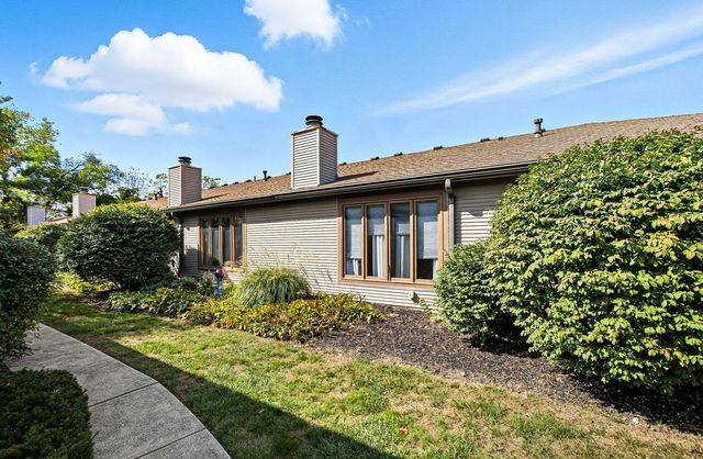 1350 Azalea Drive, Reynoldsburg, OH 43068