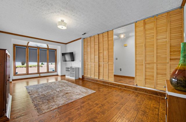 1350 Azalea Drive, Reynoldsburg, OH 43068