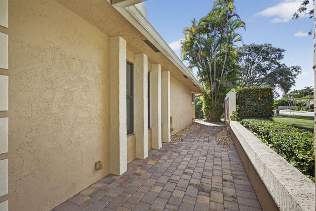 1776 The 12th Fairway, Wellington, FL 33414