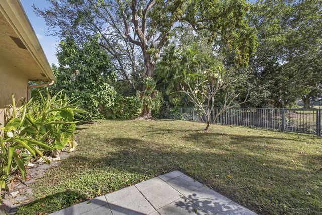 1776 The 12th Fairway, Wellington, FL 33414