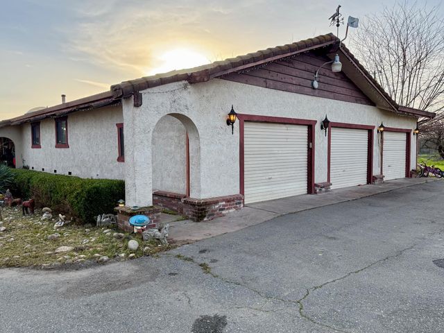 3536 Burson Rd, Valley Springs, CA 95252