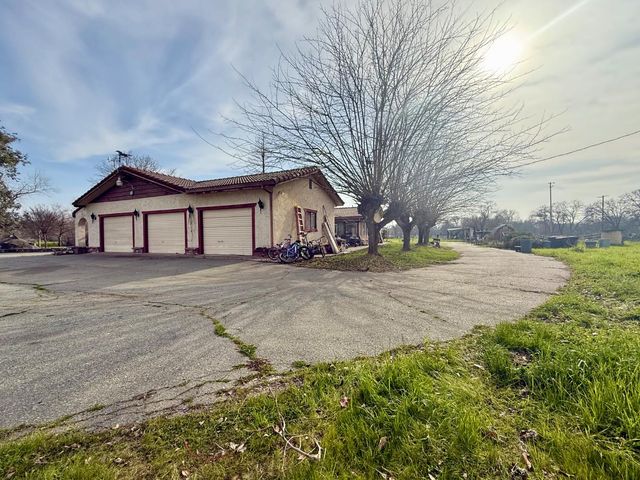 3536 Burson Rd, Valley Springs, CA 95252