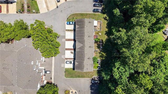 404 Lakeview CV, Smithfield, VA 23430