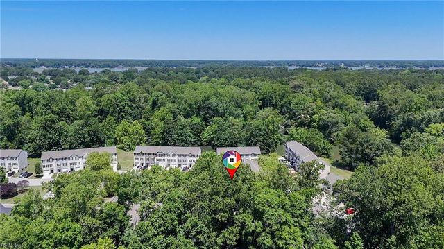 404 Lakeview CV, Smithfield, VA 23430
