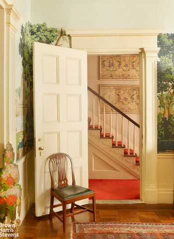 203 PRINCE Street, New York City, NY 10012