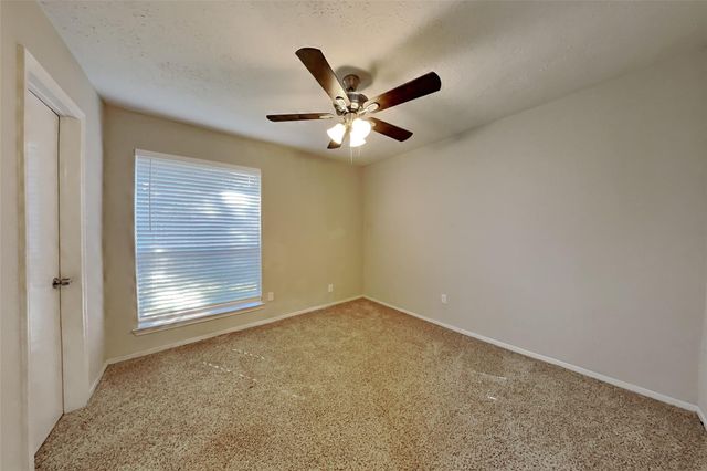 2515 Chestnut Circle, Pearland, TX 77584