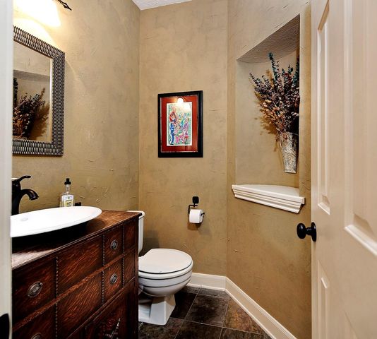 6 Misty Point, The Woodlands, TX 77380