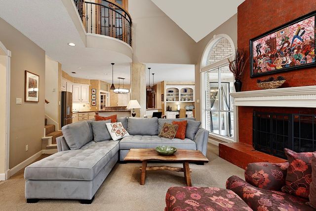 6 Misty Point, The Woodlands, TX 77380