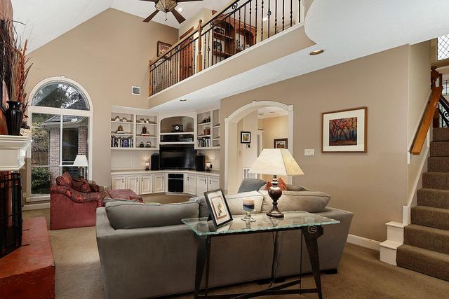 6 Misty Point, The Woodlands, TX 77380