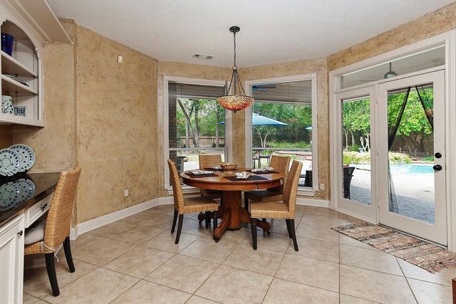 6 Misty Point, The Woodlands, TX 77380