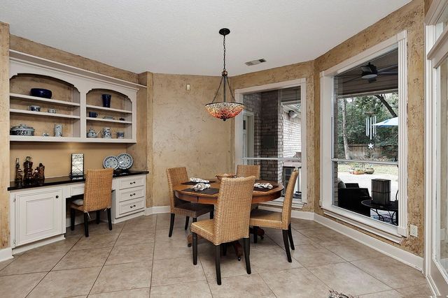 6 Misty Point, The Woodlands, TX 77380