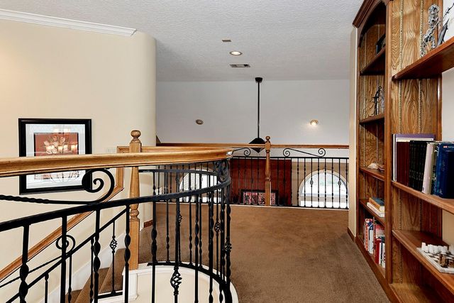 6 Misty Point, The Woodlands, TX 77380