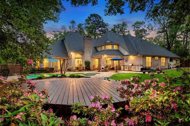 6 Misty Point, The Woodlands, TX 77380