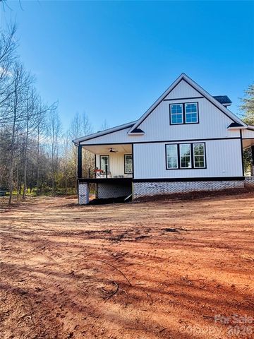 15678 Silver Road, Oakboro, NC 28129